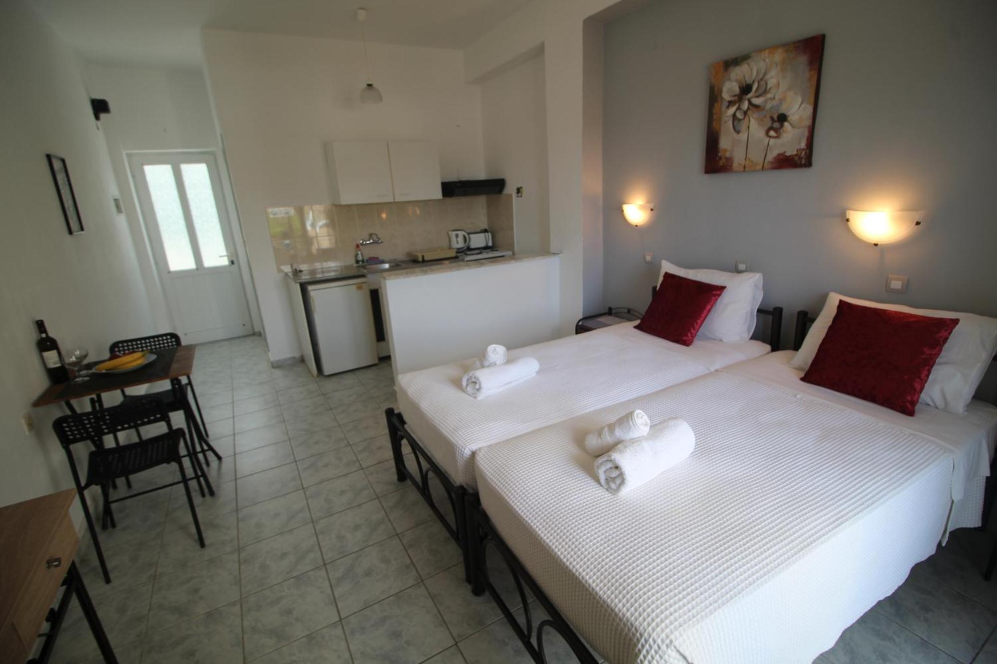 Tony'S Apartments Agios Georgios  Exterior photo